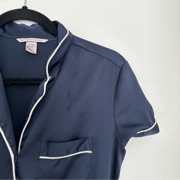 Victoria’s Secret Satin Romper Dark Navy White Trims Buttoned Belted Size XS - Picture 9 of 12